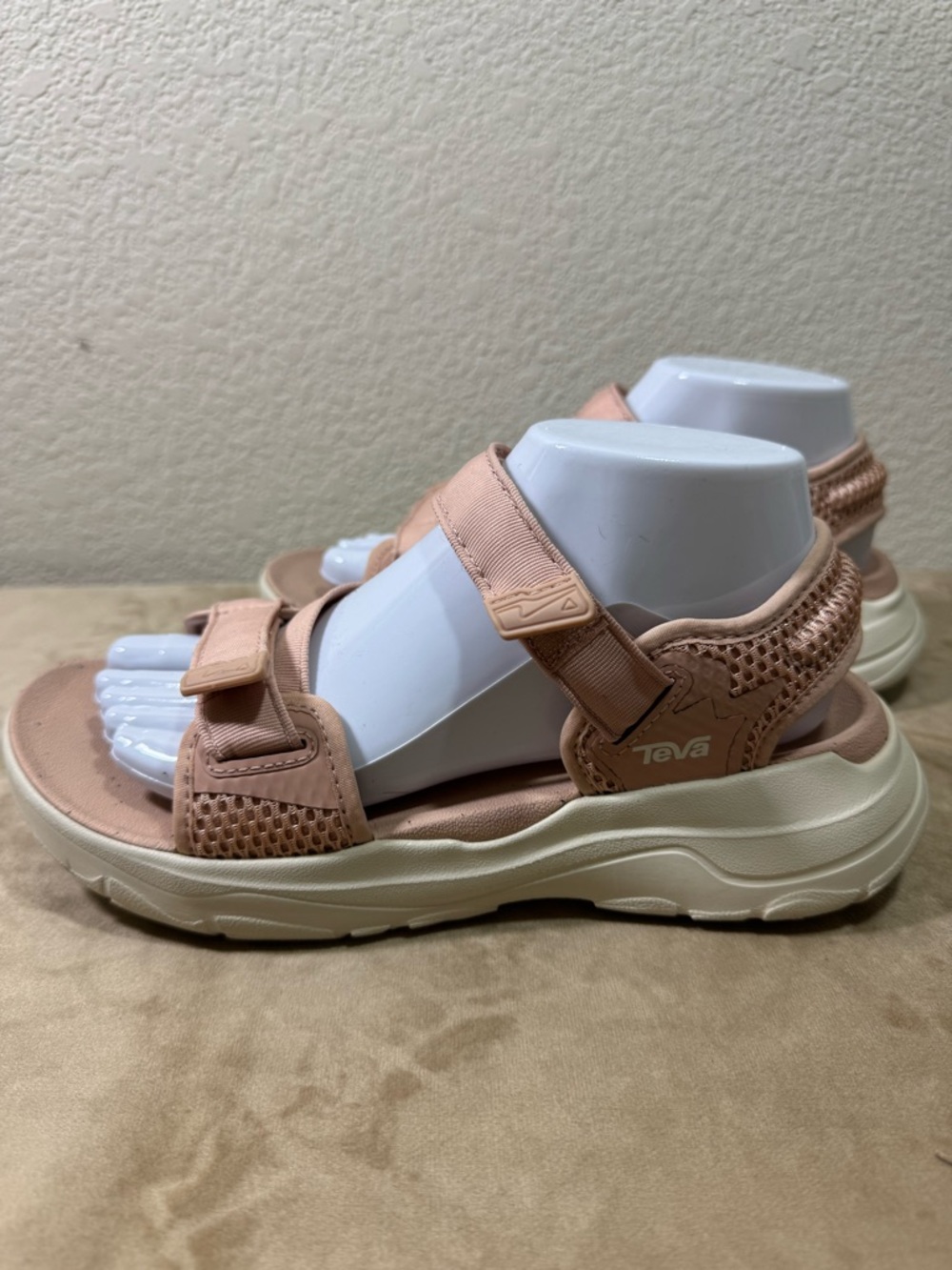Teva Zymic Sandal Women’s Sz 7